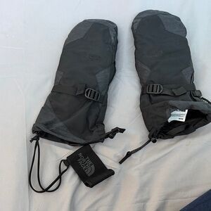The North Face Black Ski Mittens